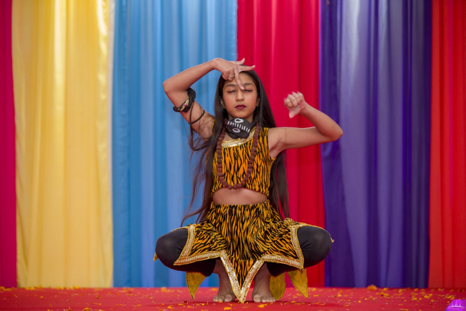 7D2A6697 copy - ©1987-2017 SKS Swaminarayan Temple East London